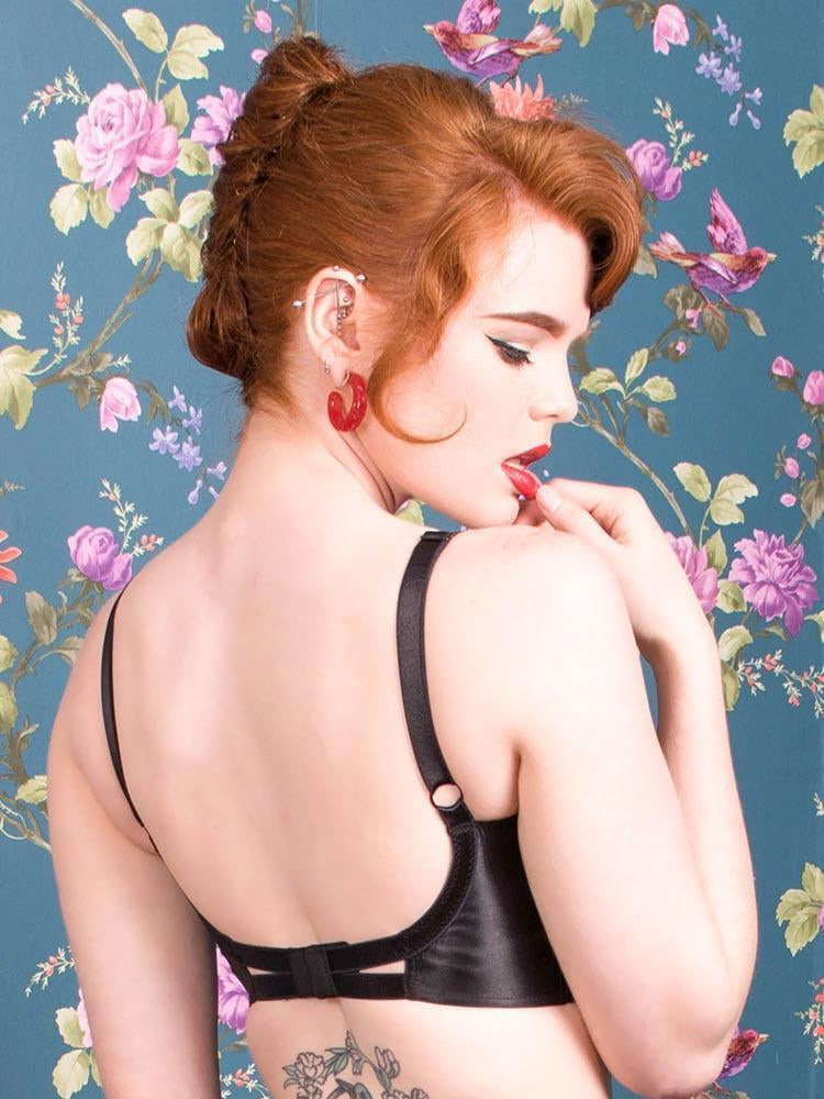 what-katie-did-maitresse-bullet-bra-maitresse-curve-blk3_2bc533bd-82b7-4c1b-b662-273eea56c2fd