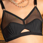 black-vintage-bra_5000x_7c22b239-8e65-4c2b-98dc-60f693641425