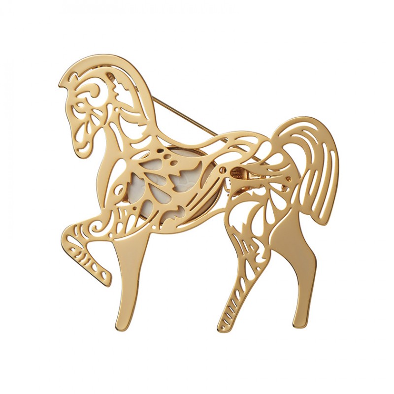 gft-0004-ae1bh04-friesian-fancy-perfumed-brooch-01-1